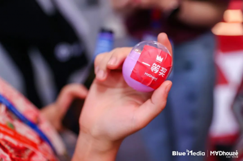 火爆出圈!2023 ChinaJoy如期开幕,Madhouse成为最潮最in打卡点!(图5) 火爆出圈!2023 ChinaJoy如期开幕,Madhouse成为最潮最in打卡点!(图5)