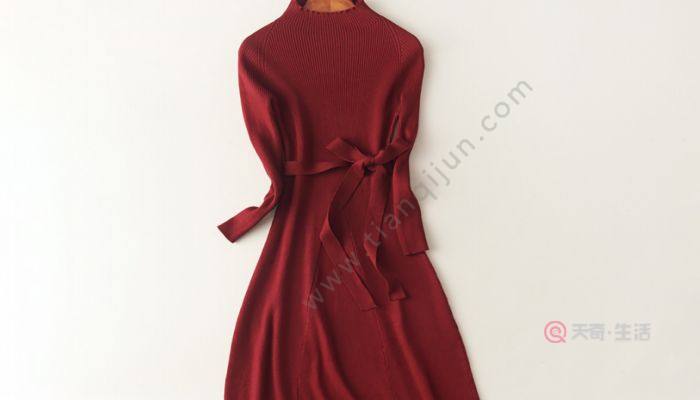 羽绒服适合搭配什么裙子  羽绒服适合搭配的裙子有哪些(图2) 羽绒服适合搭配什么裙子