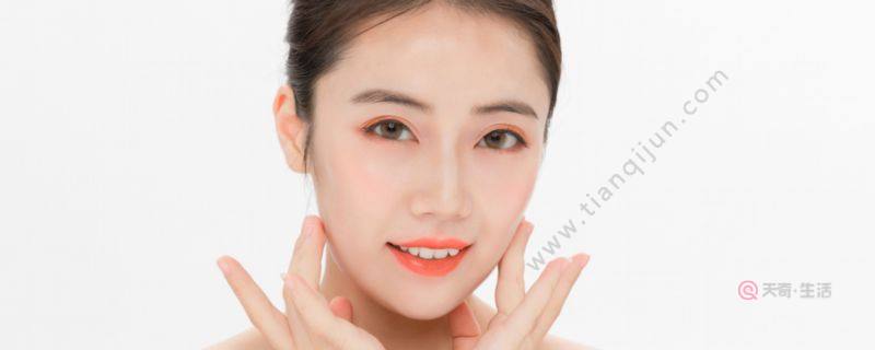 澳洲玫瑰果油的使用方法  澳洲玫瑰果油怎么用(图1) 澳洲玫瑰果油的使用方法